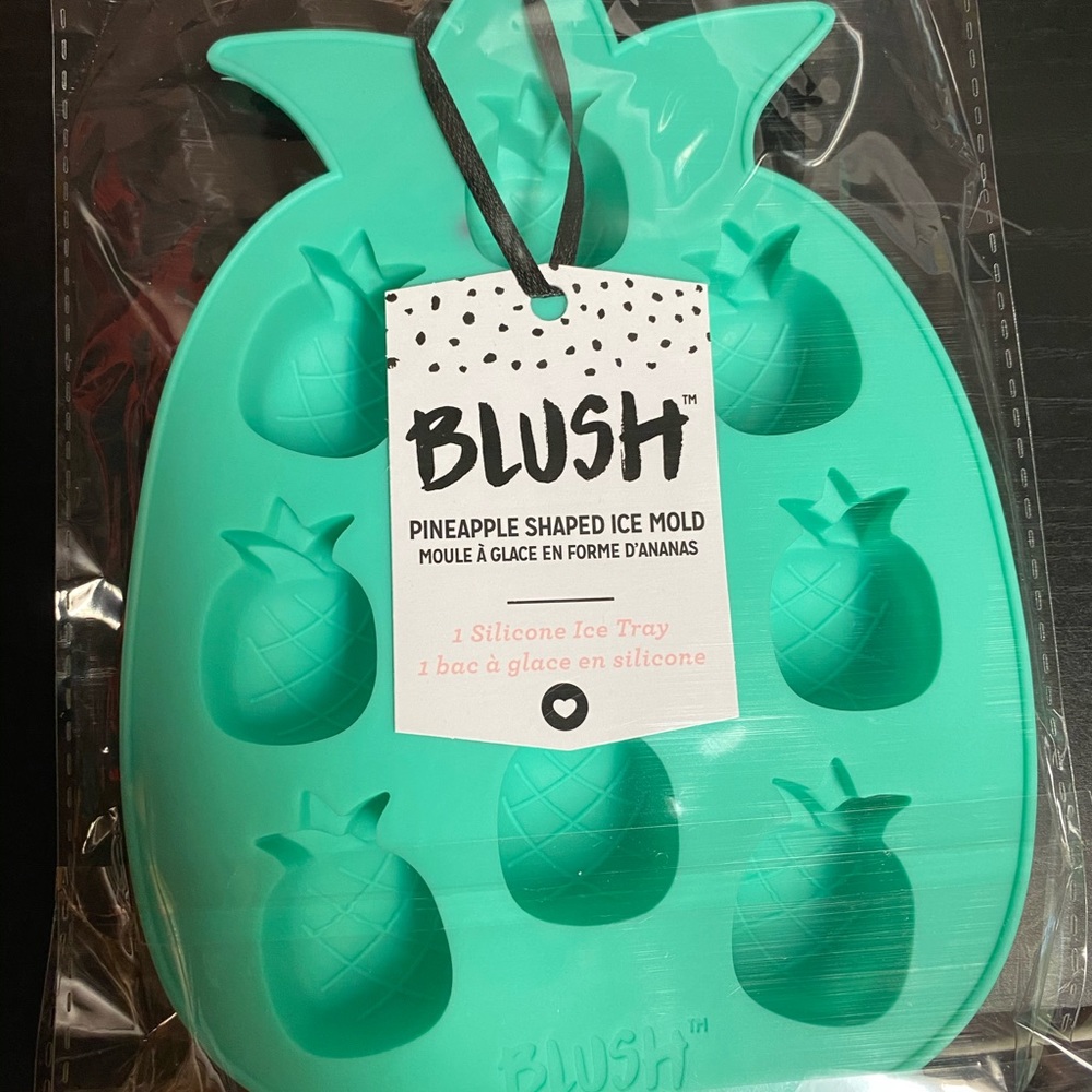 Pineapple shaped ice mold